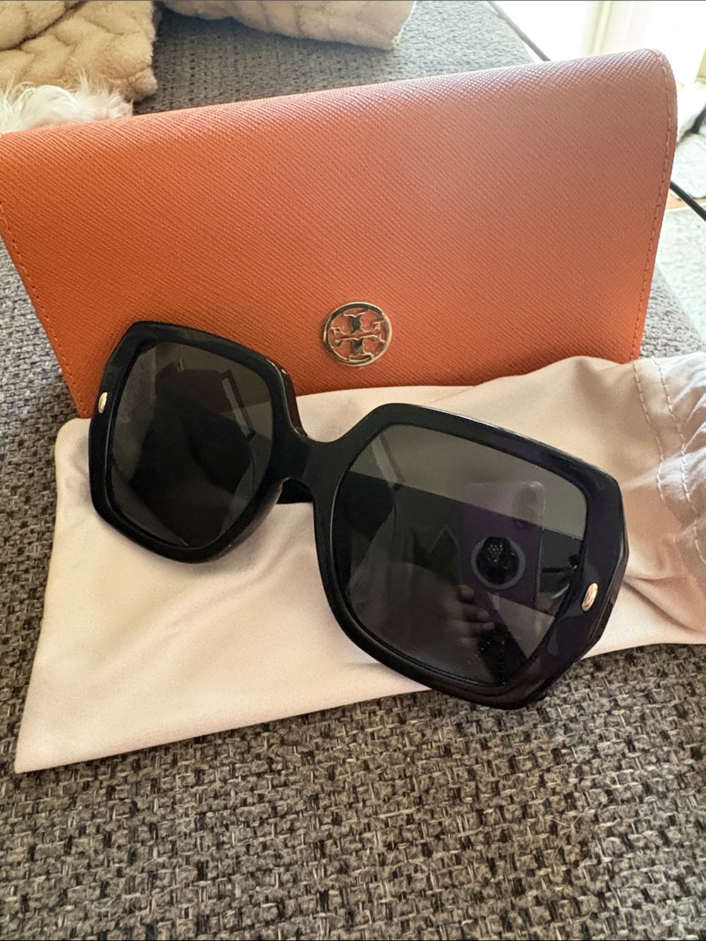 Tory Burch Black Oversized Square Sunglasses with Dark Lenses